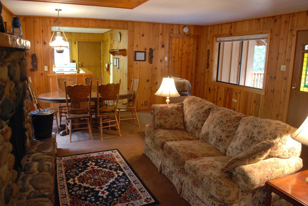 9S Pine Cabin South Wawona Eksteriør billede