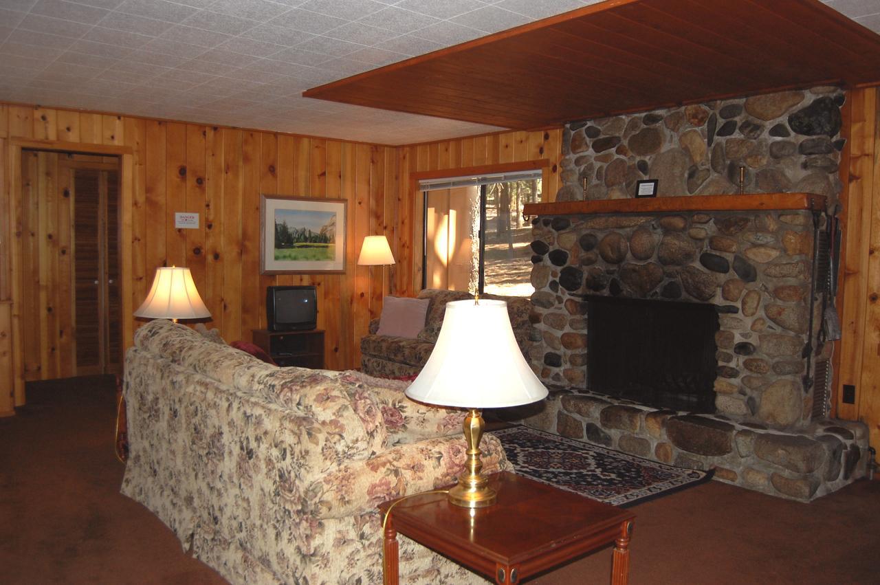 9S Pine Cabin South Wawona Eksteriør billede